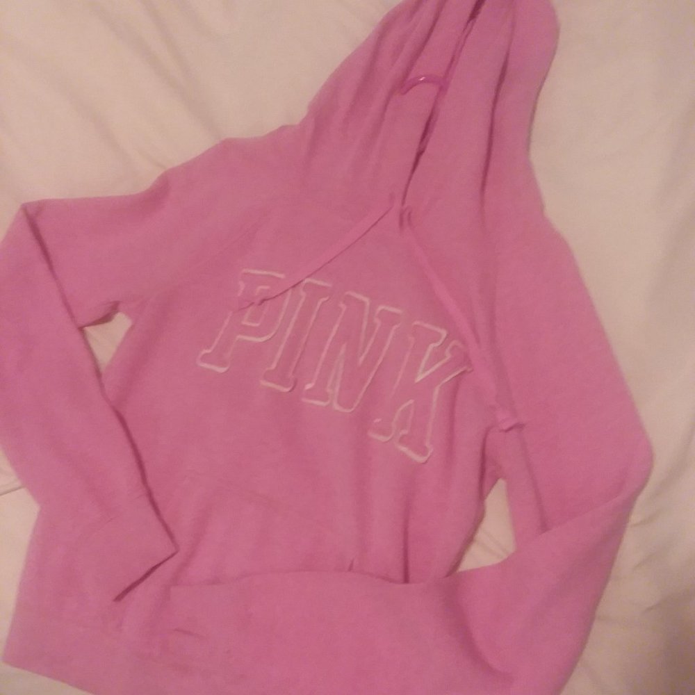 Pull over hoodie